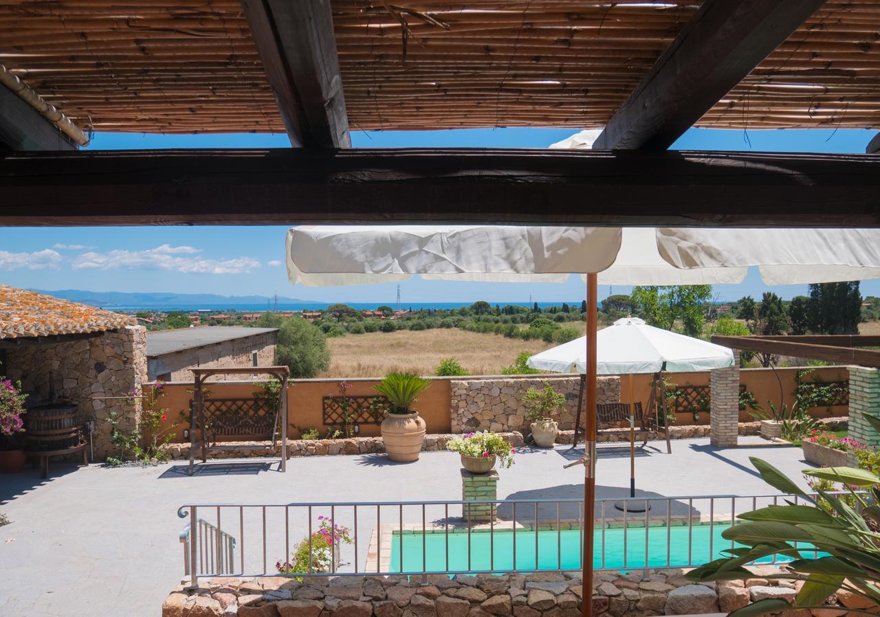 Antico Casale Del Poggio Hotel Capoterra Luaran gambar
