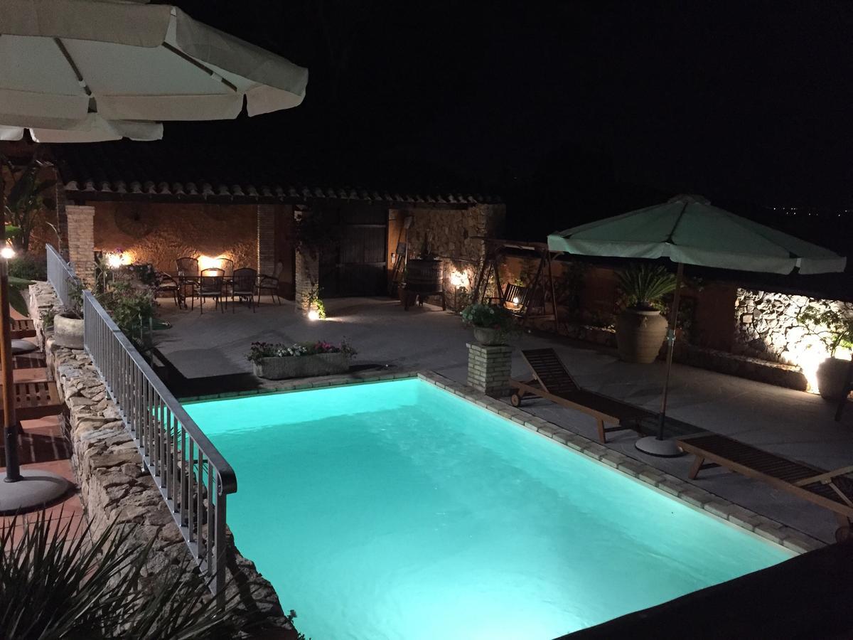 Antico Casale Del Poggio Hotel Capoterra Luaran gambar