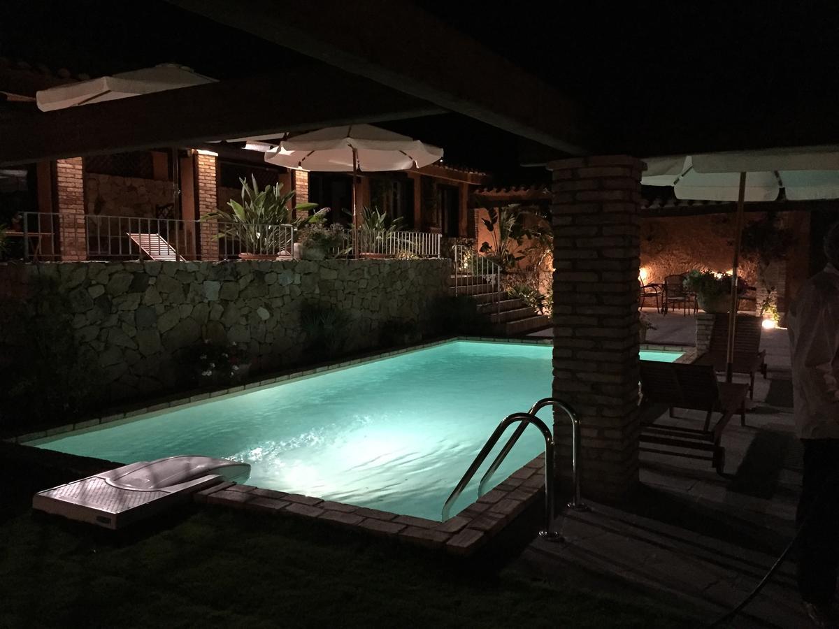 Antico Casale Del Poggio Hotel Capoterra Luaran gambar