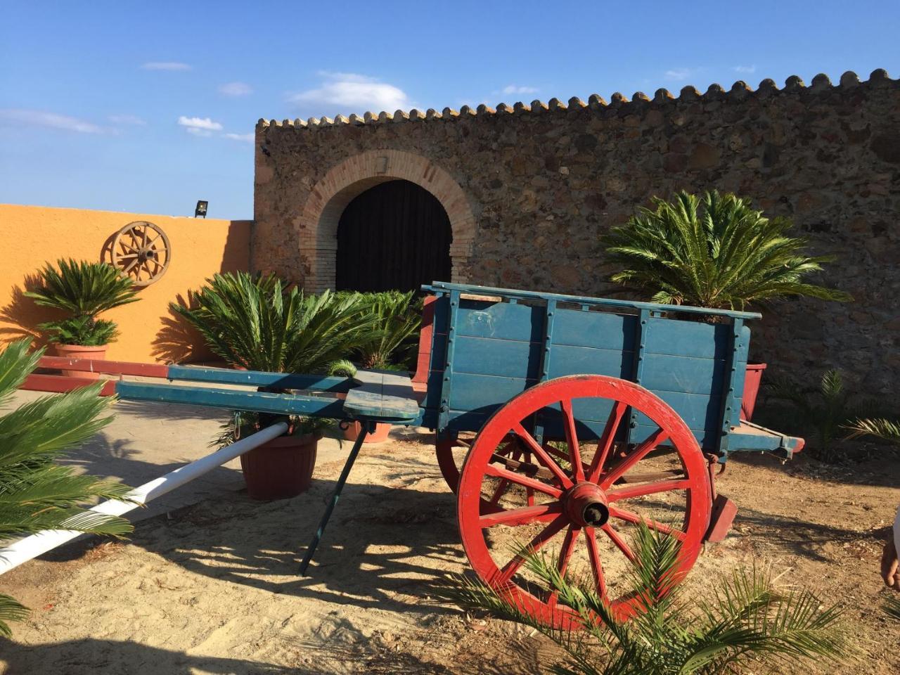 Antico Casale Del Poggio Hotel Capoterra Luaran gambar