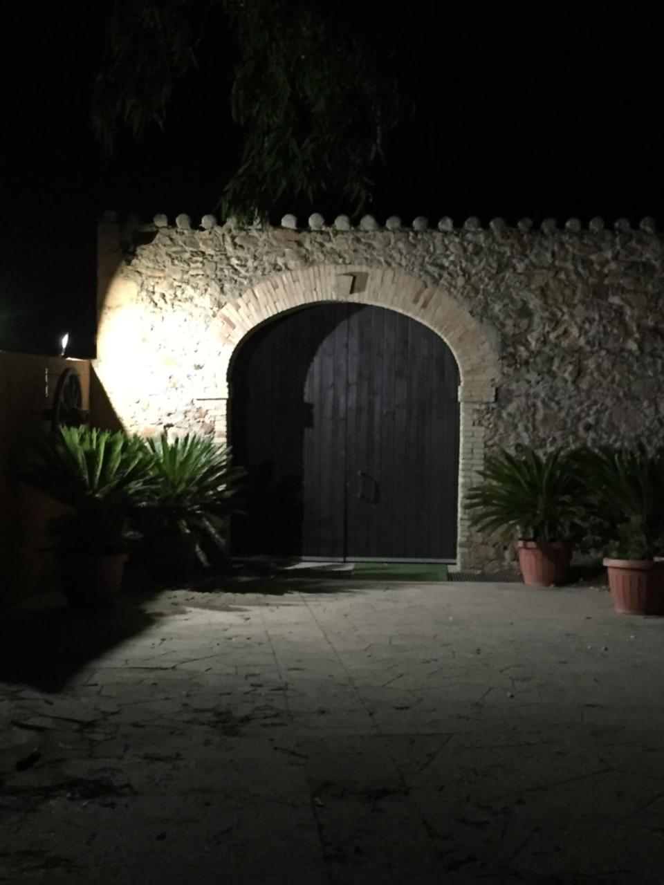 Antico Casale Del Poggio Hotel Capoterra Luaran gambar