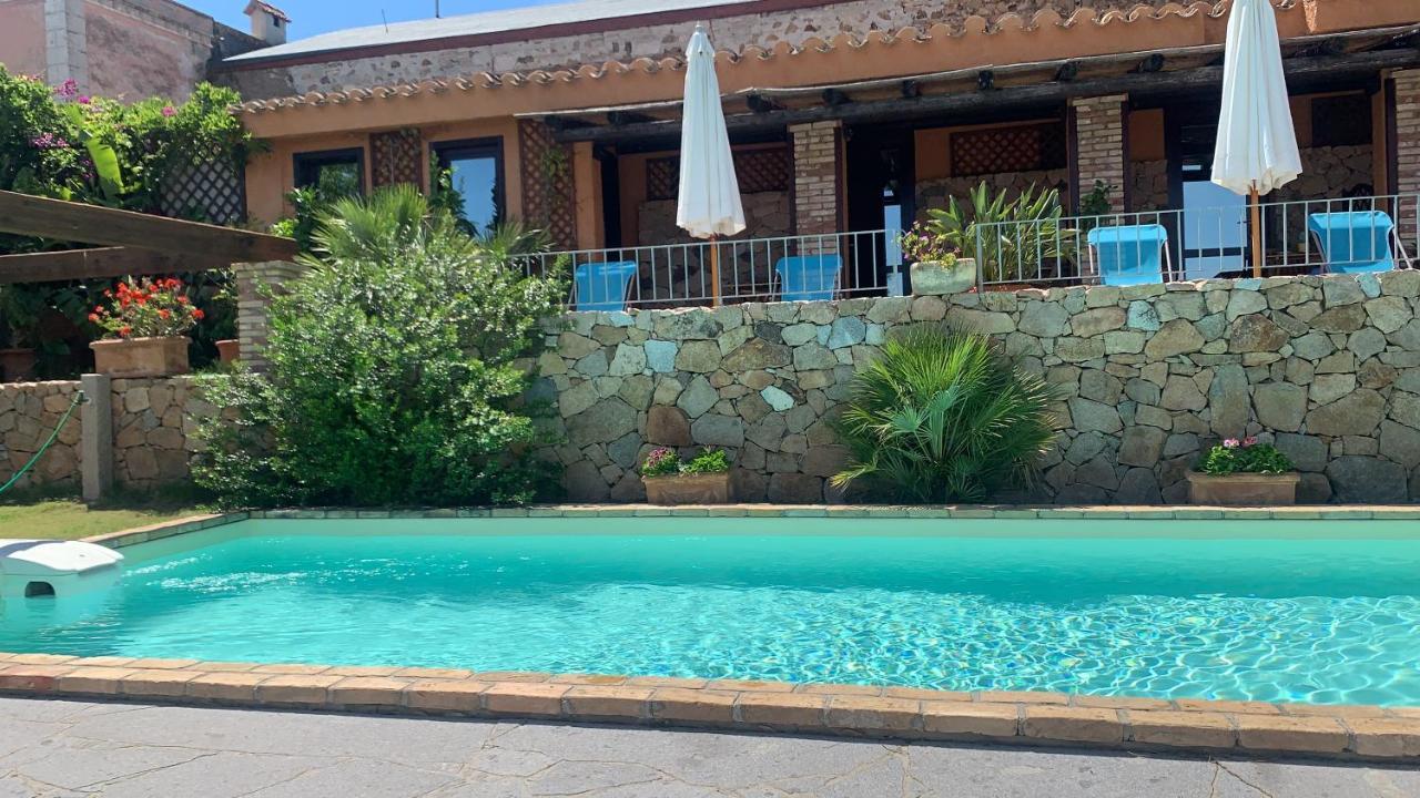 Antico Casale Del Poggio Hotel Capoterra Luaran gambar